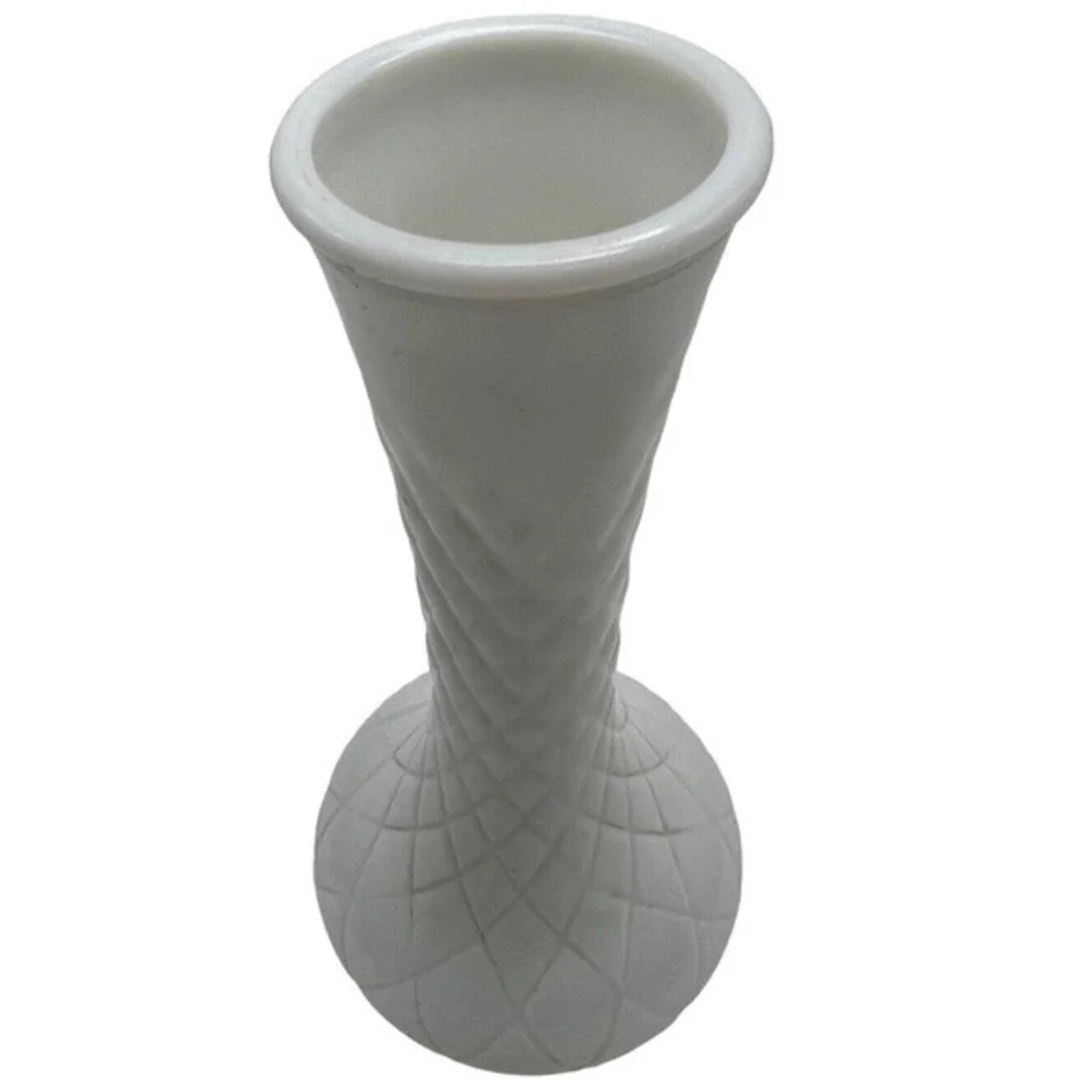 Vintage Hoosier Glass Milk‎ Glass Quilted Diamond Pattern Flower Bud Vase